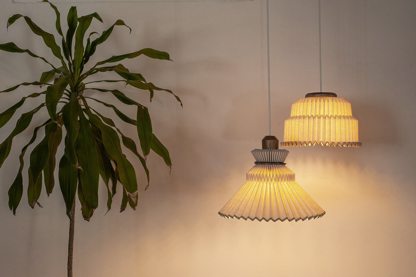 Amah Pendant Lamp