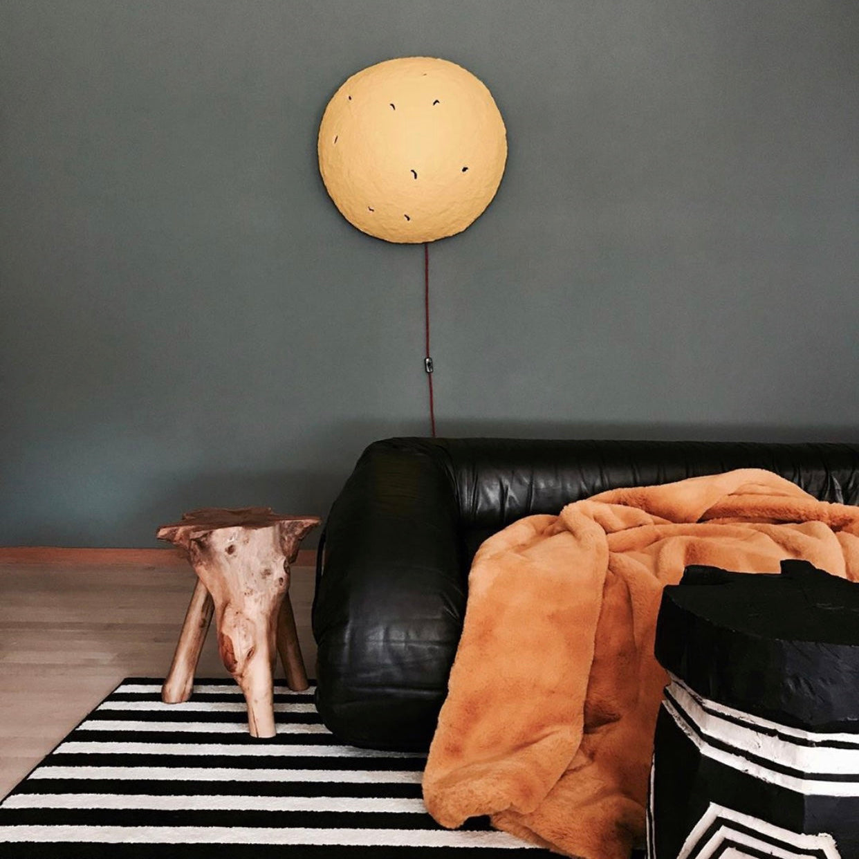 Cumi Side Table