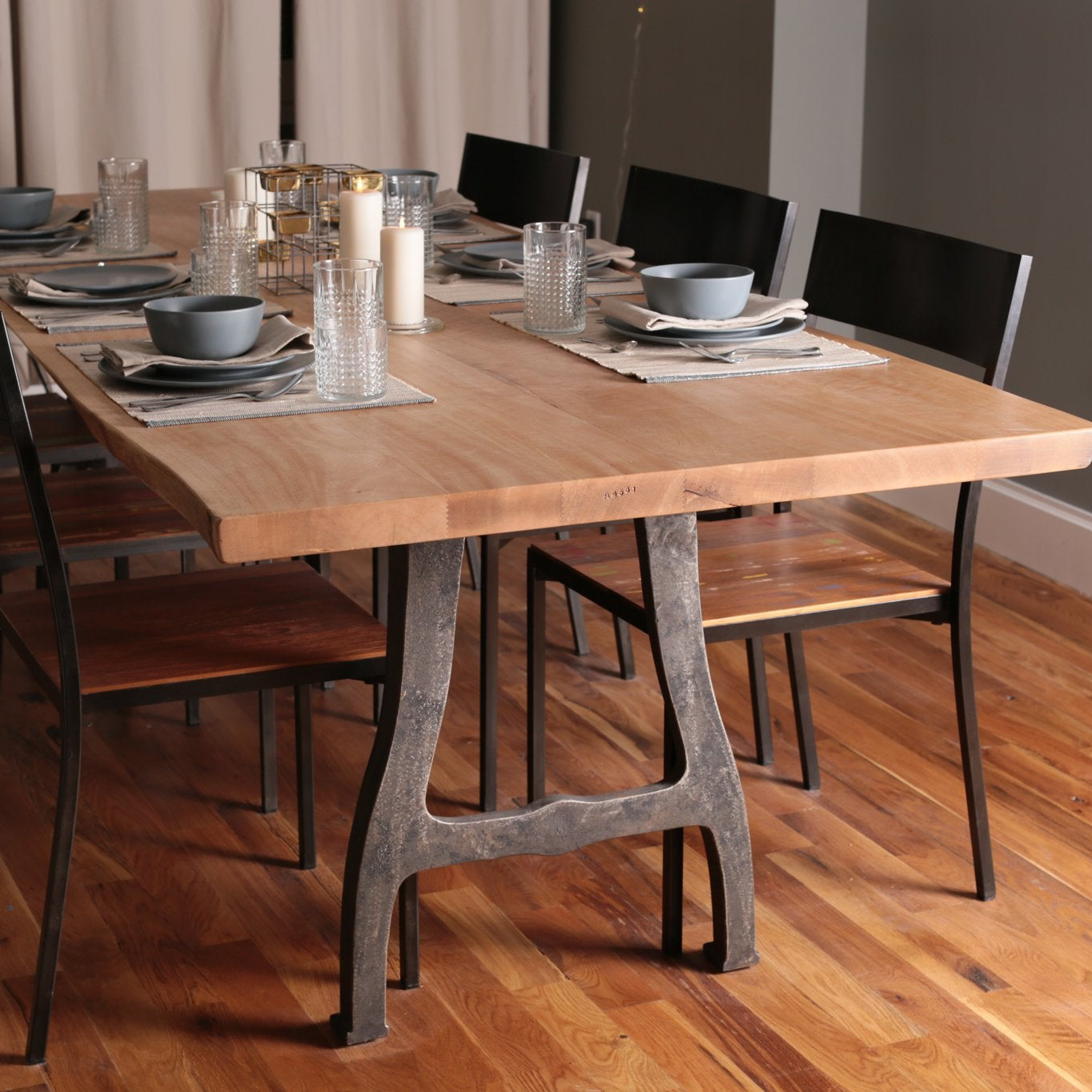 ACE Base Dining Table