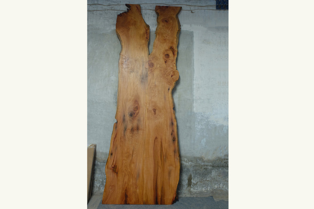 Mahogany Wood / Natural Finish