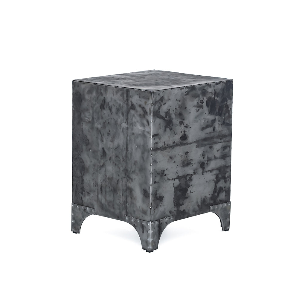 Lancar Side Table • 1 Door