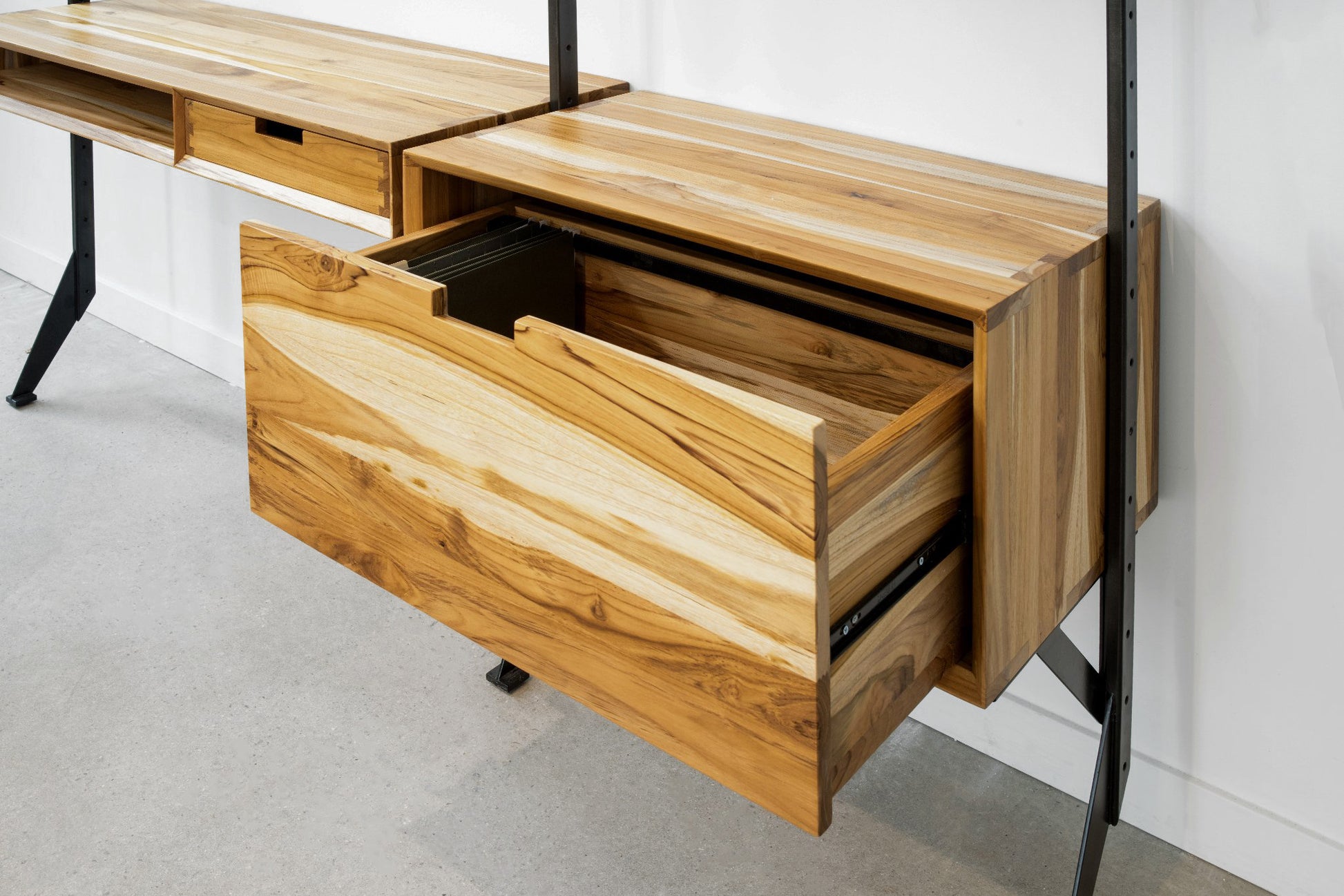 Apollo Modular System: Office 2 – FROM THE SOURCE