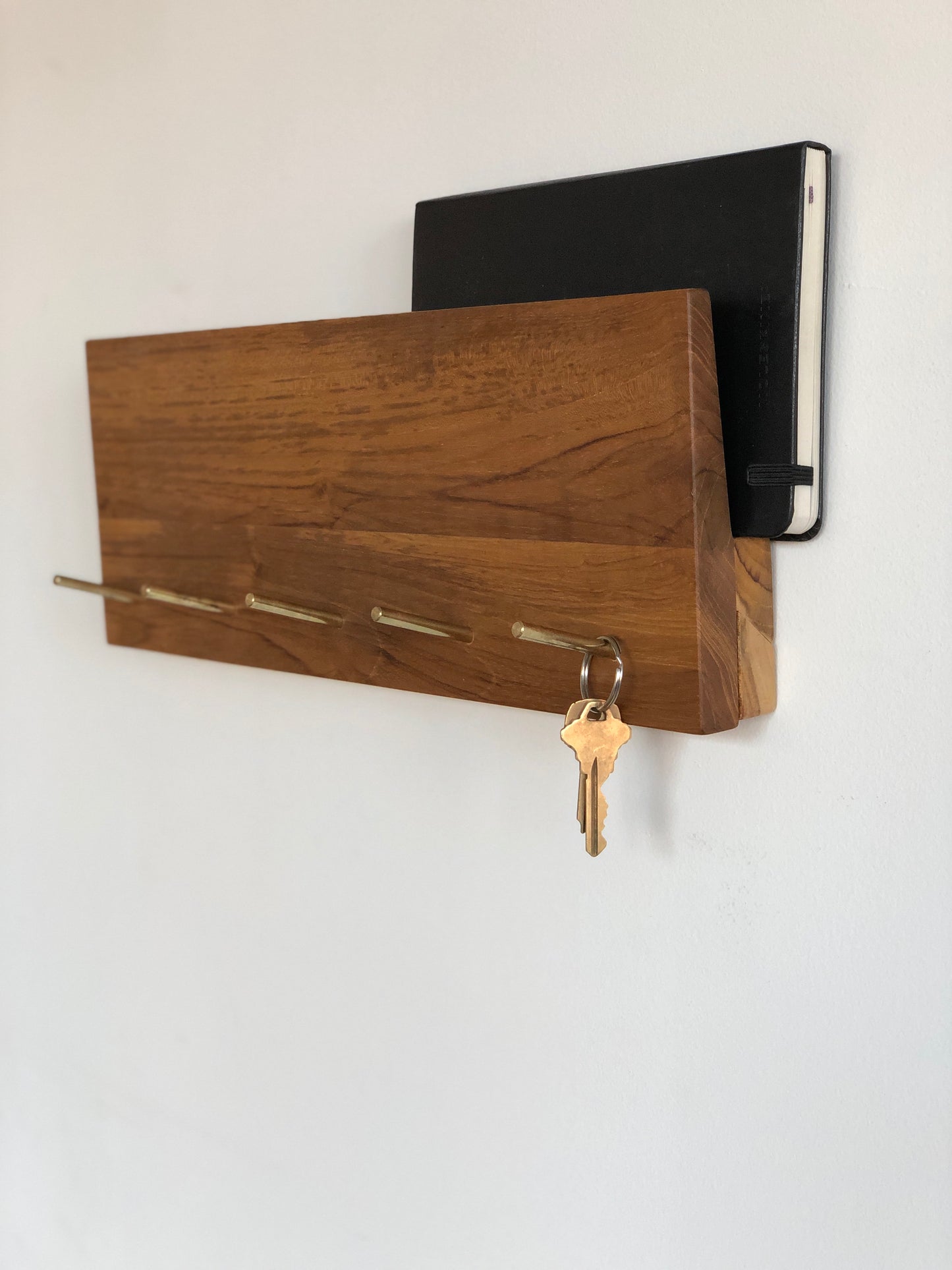 Wall Mounted Organizer